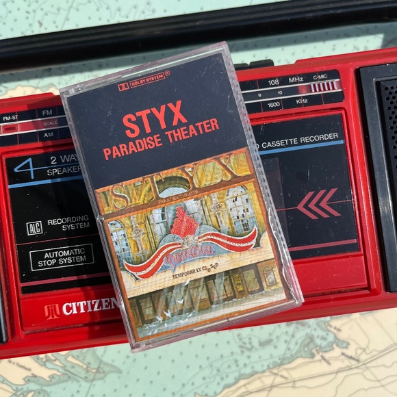 Vintage 1980 Styx Paradise Theater Cassette Tape - Picture 1 of 4